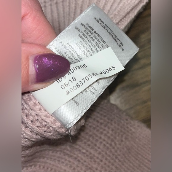 Express Oversized Sweater Size Small - Picture 4 of 8